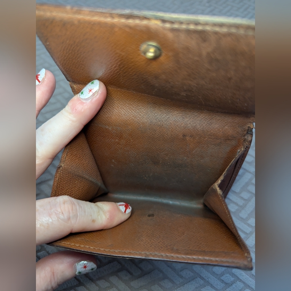 Louis Vuitton Compact Monogram Wallet - Picture 5 of 12